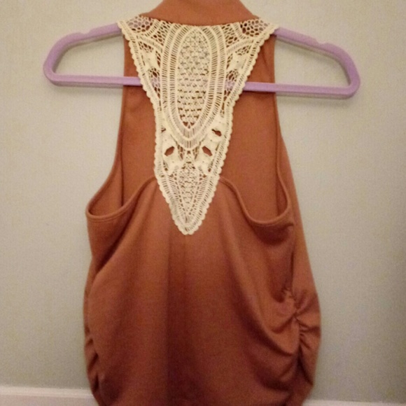 Bar III Tops - Barlll turtle neck tank.